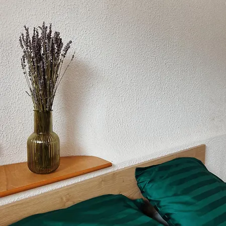 2 Pieces Vue Dans Le Quartier Historique De