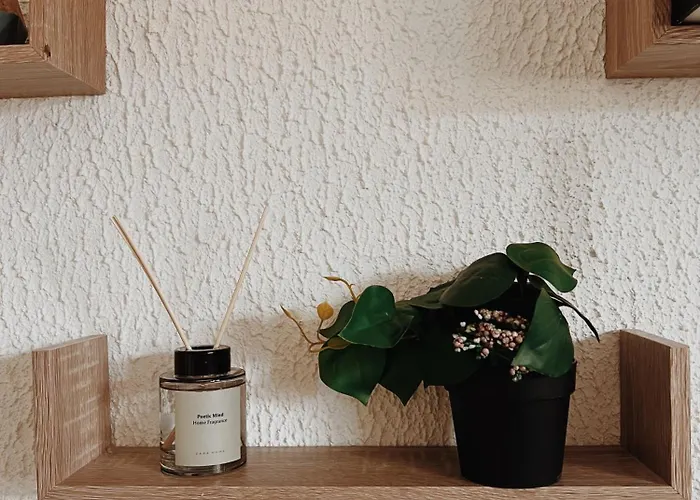 2 Pieces Vue Dans Le Quartier Historique De