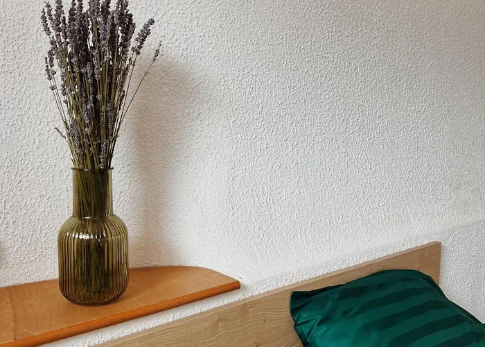 2 Pieces Vue Dans Le Quartier Historique De